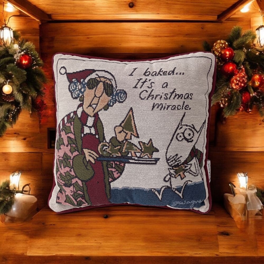 Hallmark Shoebox Maxine Pillow I baked... It's a‎ Christmas Miracle Tapestry